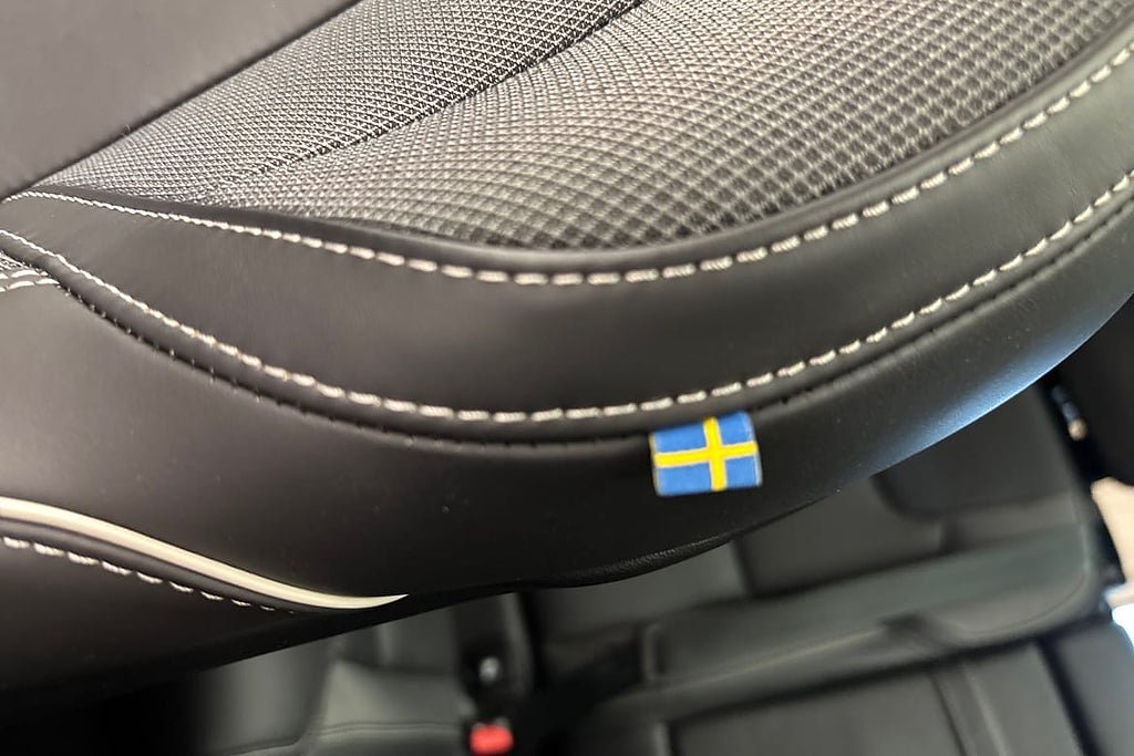 Vehicle Image 22