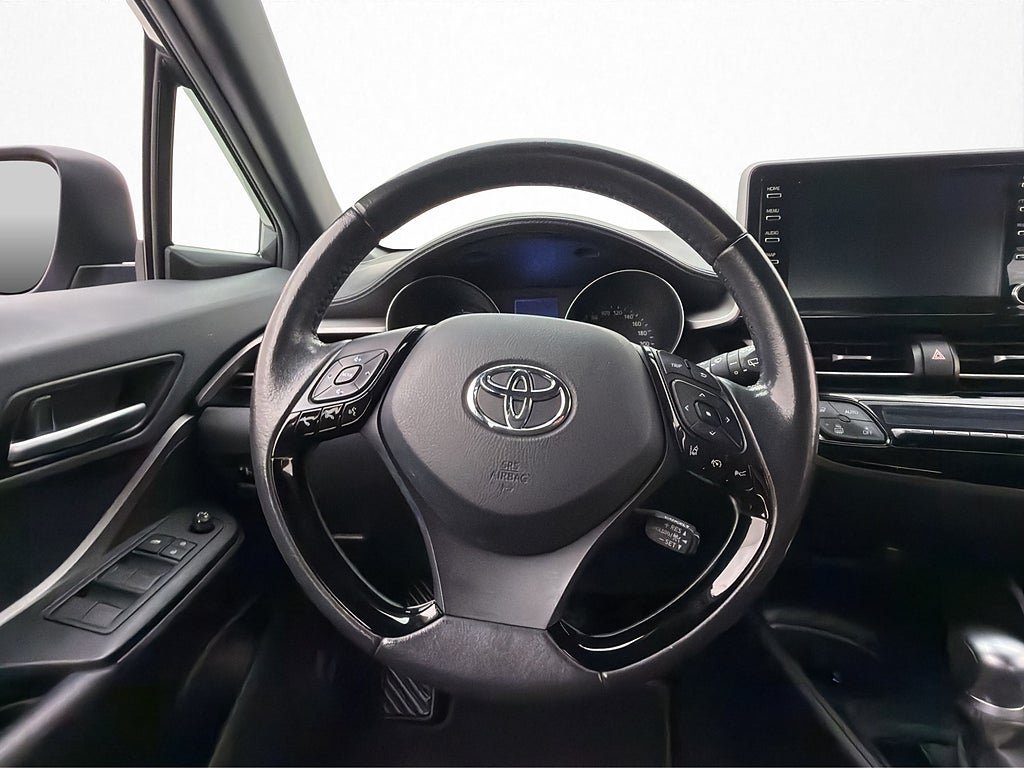 Vehicle Image 11