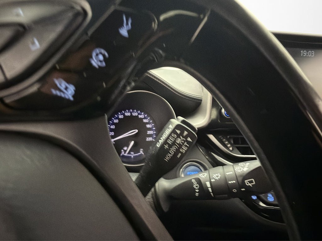 Vehicle Image 15