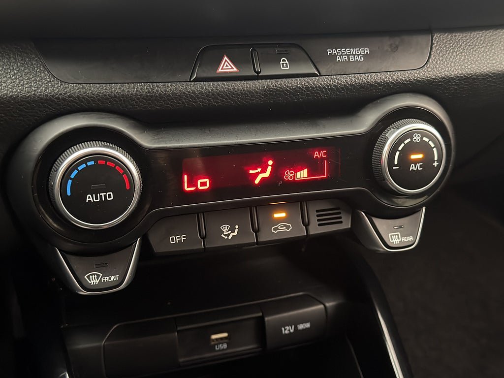 Vehicle Image 23