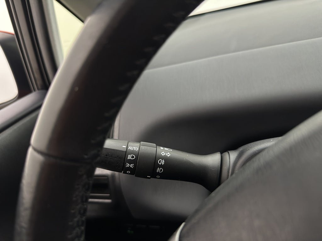 Vehicle Image 28