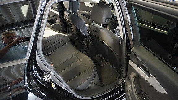 Vehicle Image 11