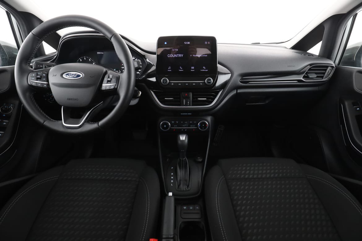 Vehicle Image 13