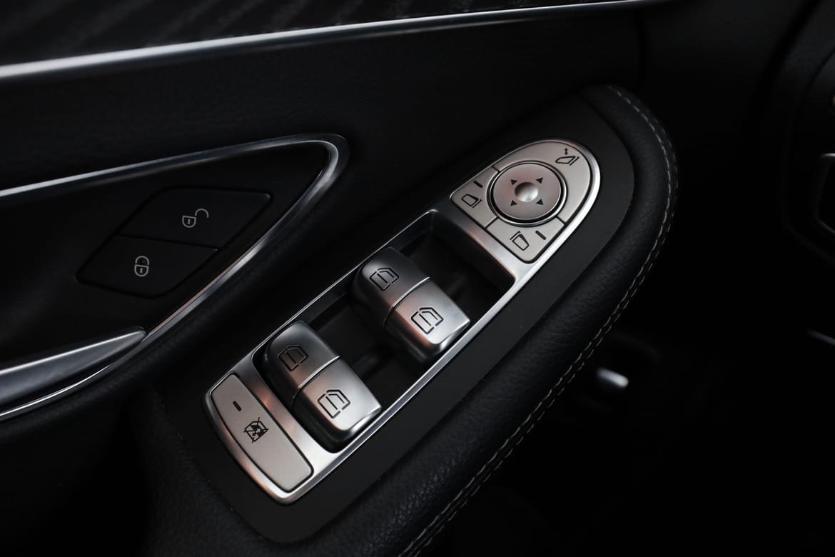 Vehicle Image 37