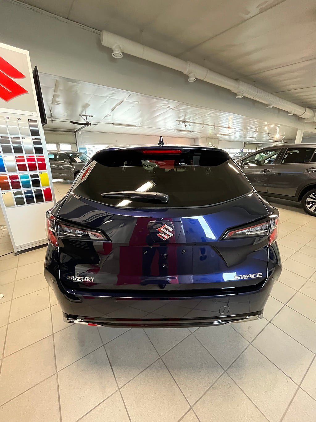 Vehicle Image 4