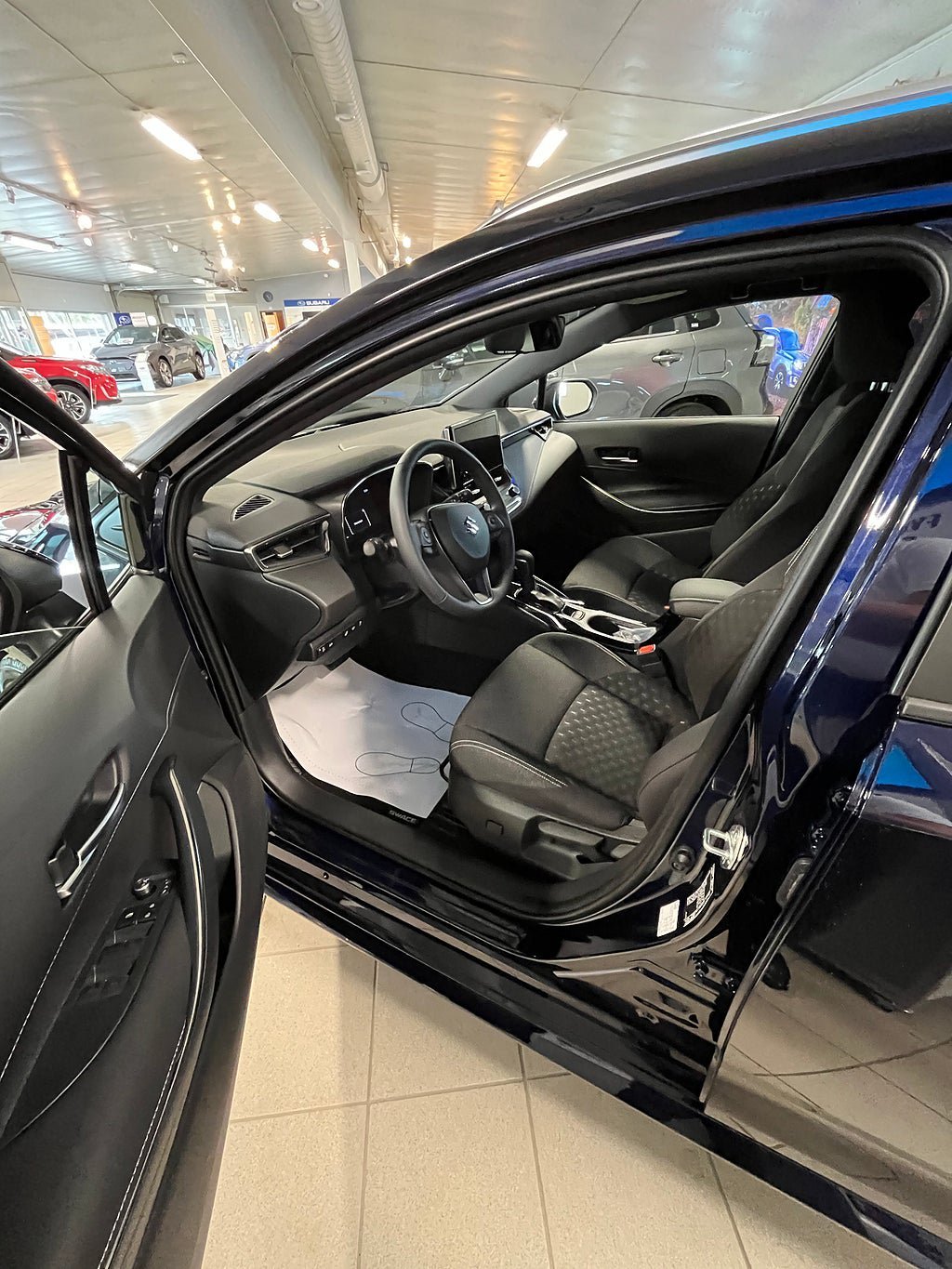 Vehicle Image 7