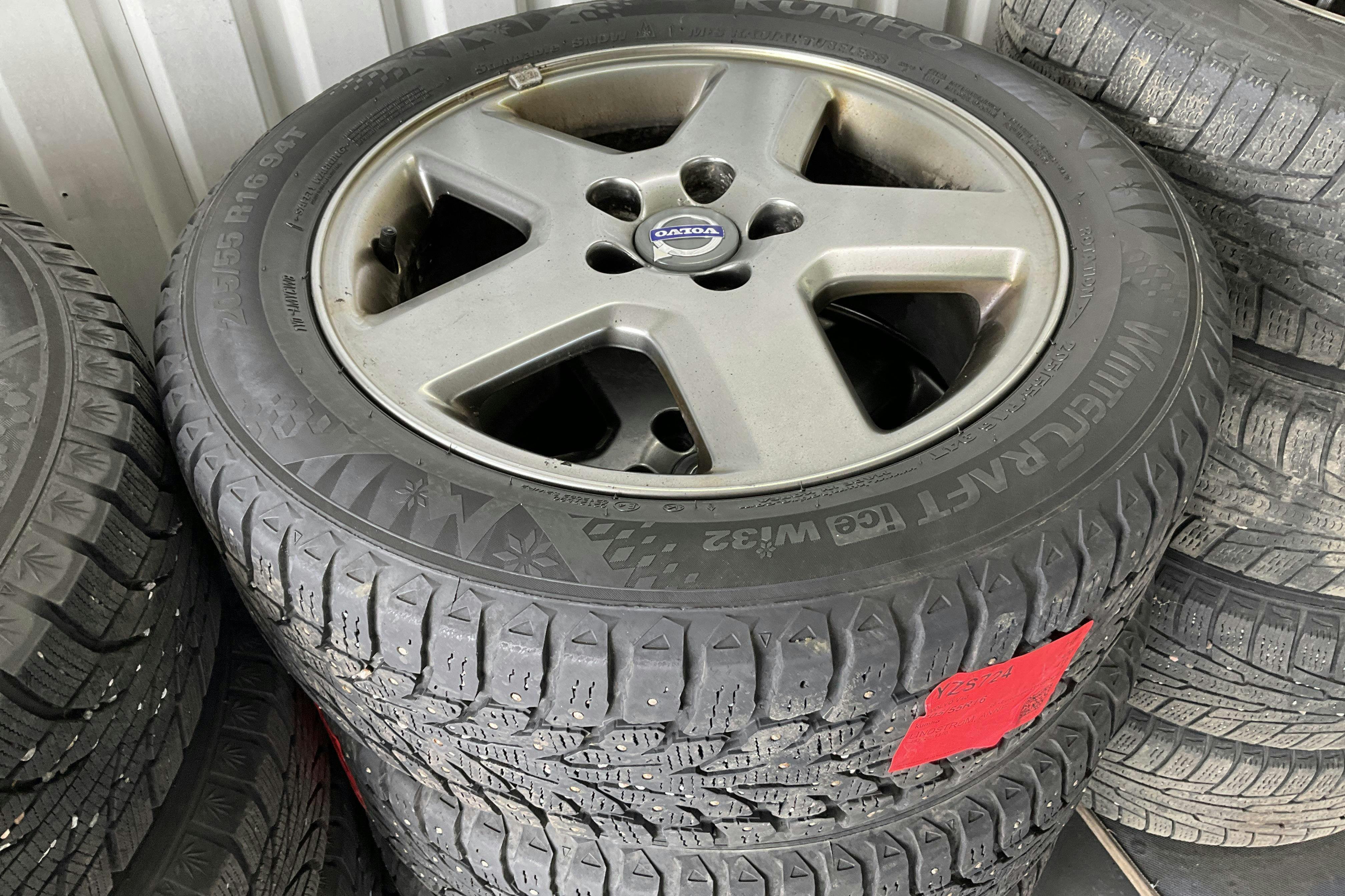 Vehicle Image 15