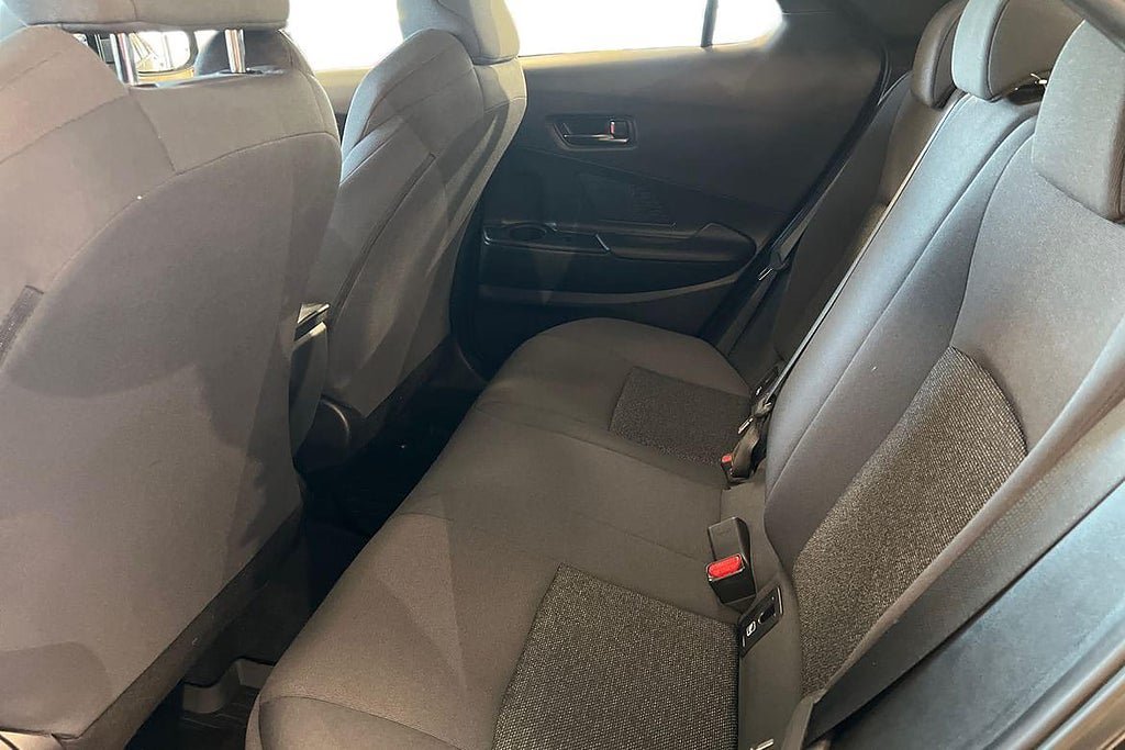 Vehicle Image 13
