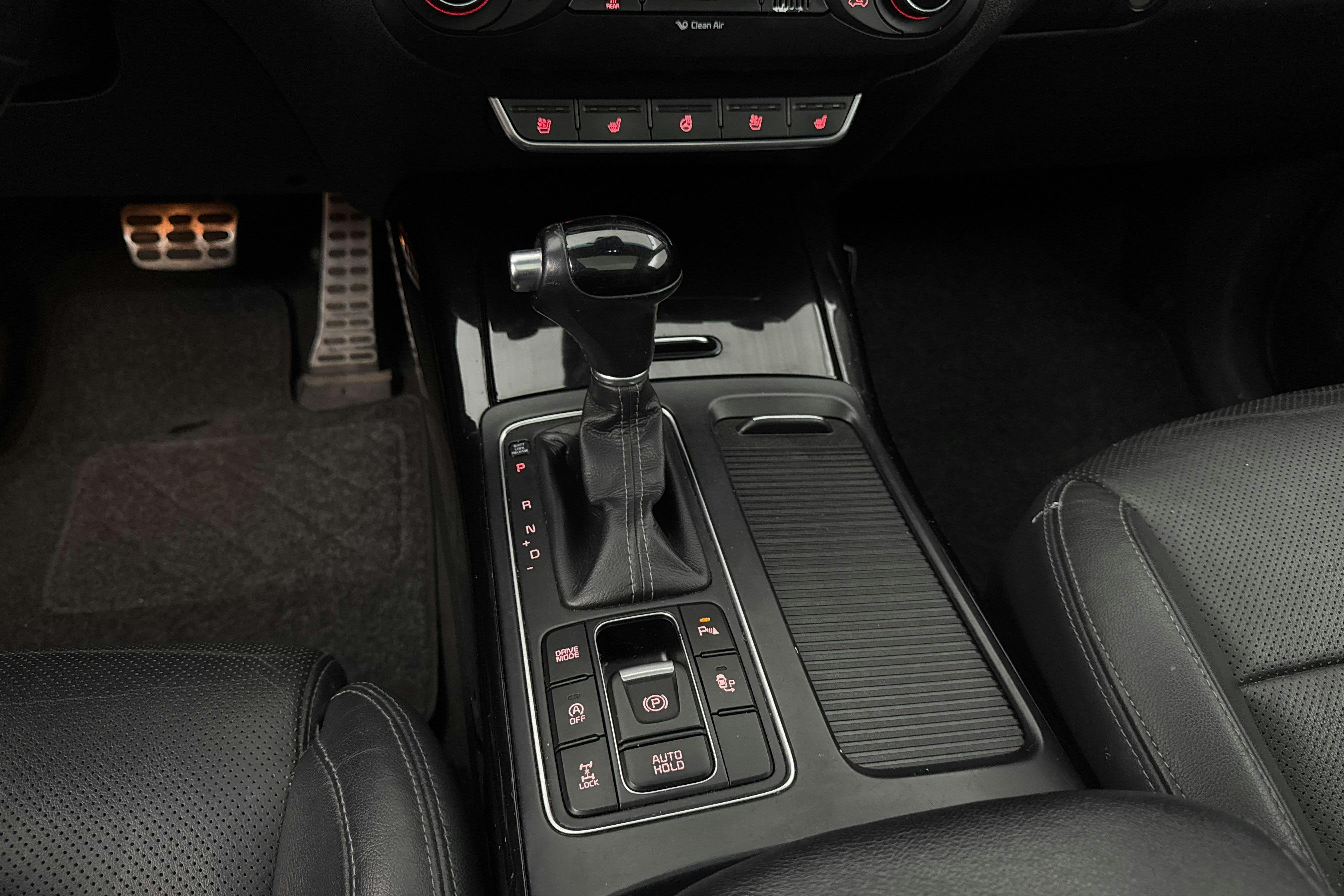 Vehicle Image 19