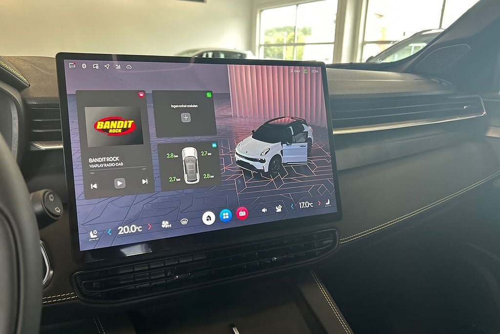 Vehicle Image 15
