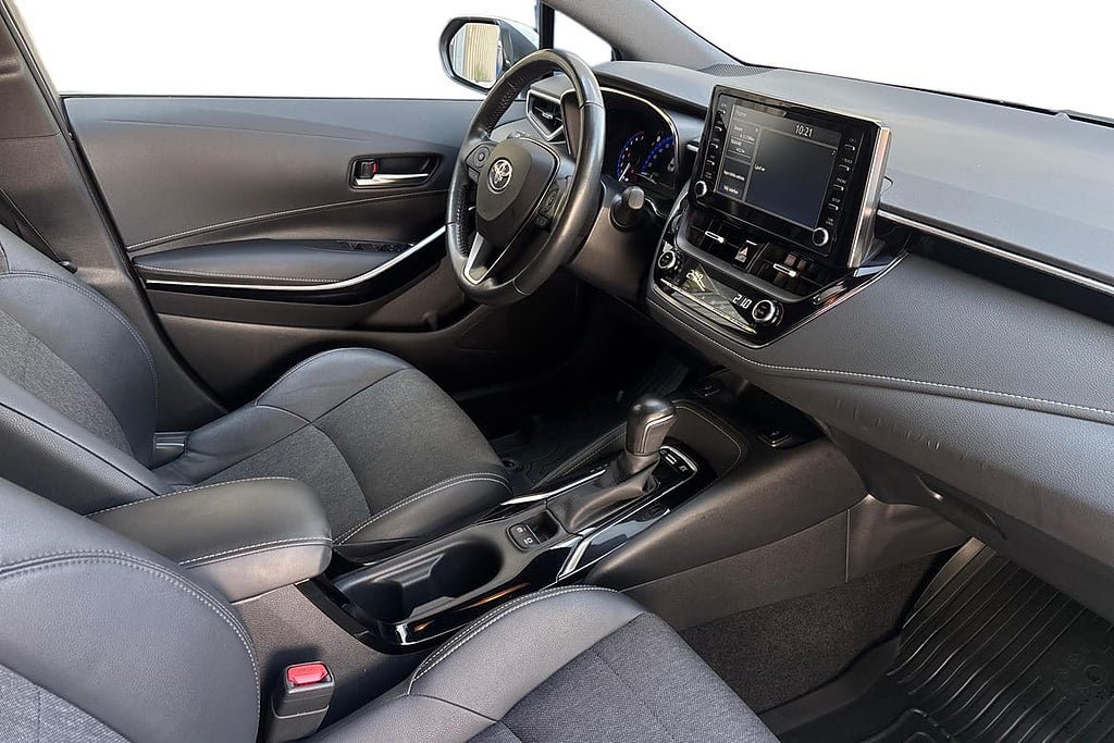 Vehicle Image 7