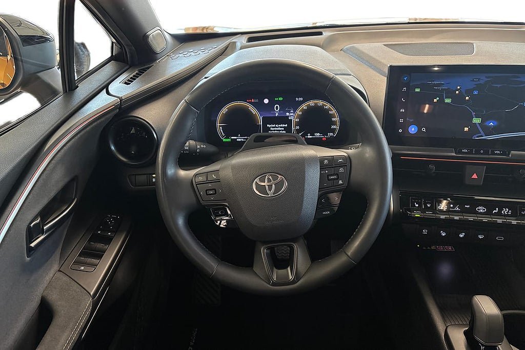 Vehicle Image 10