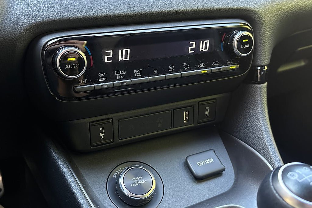 Vehicle Image 21