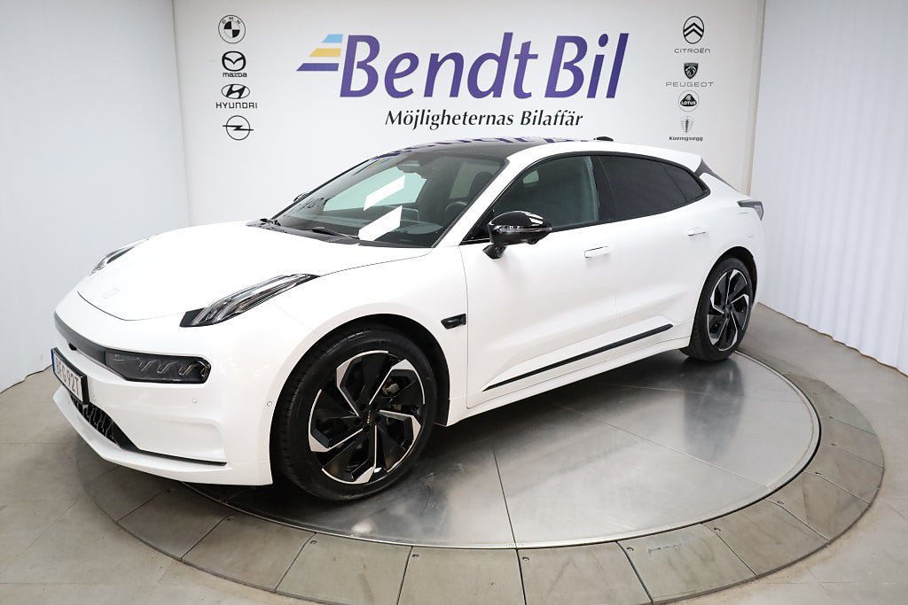 Vehicle Image 8