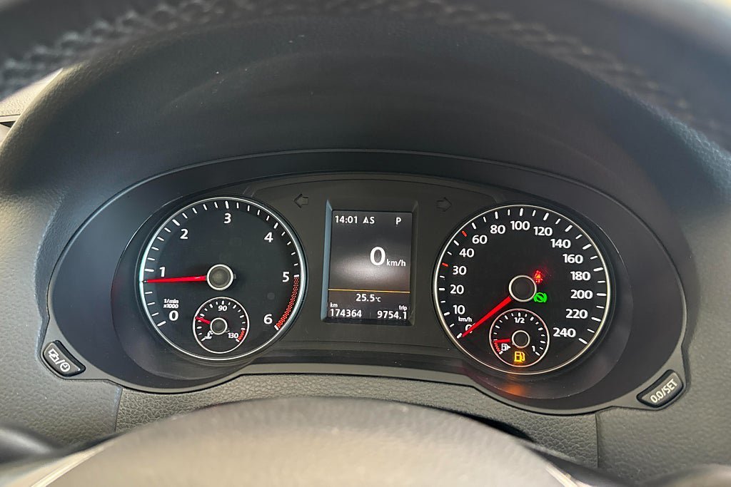Vehicle Image 28