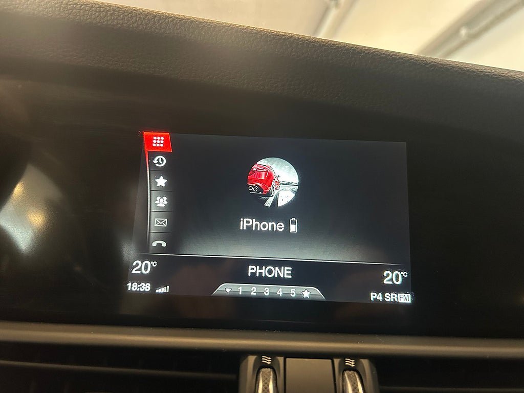 Vehicle Image 19