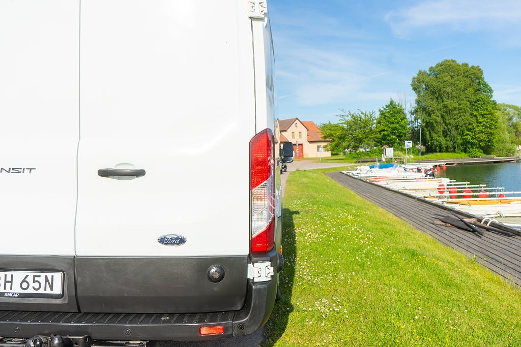 Vehicle Image 10