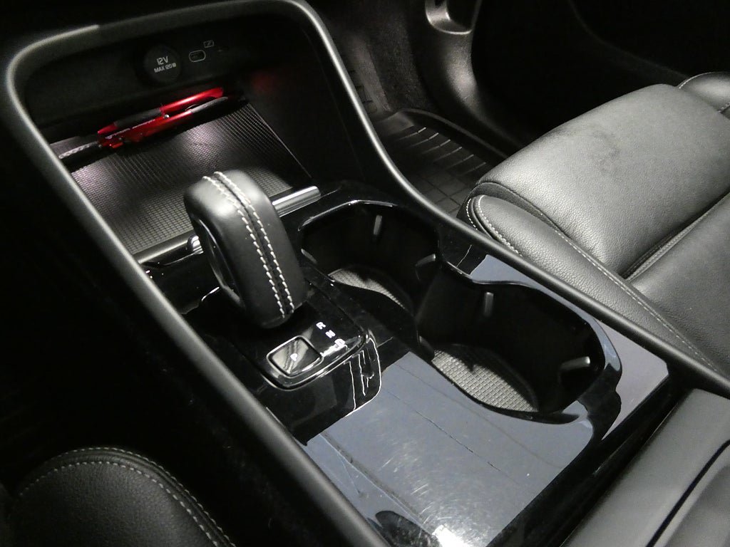 Vehicle Image 18