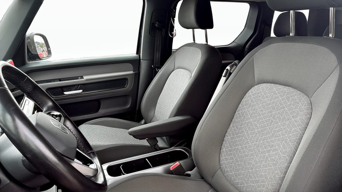 Vehicle Image 8