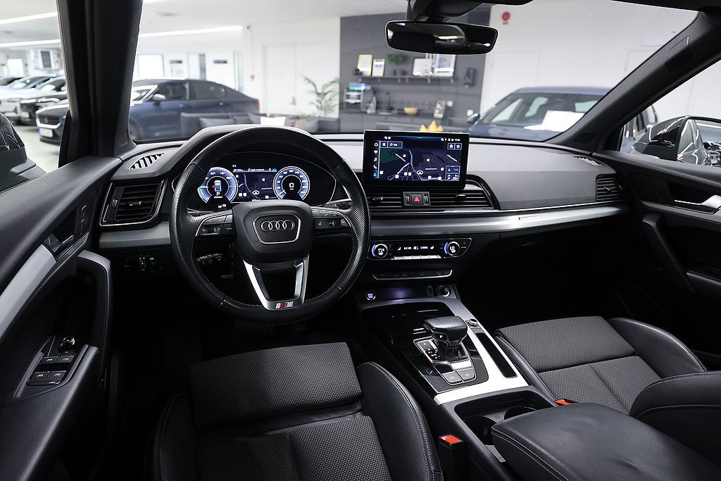 Vehicle Image 21