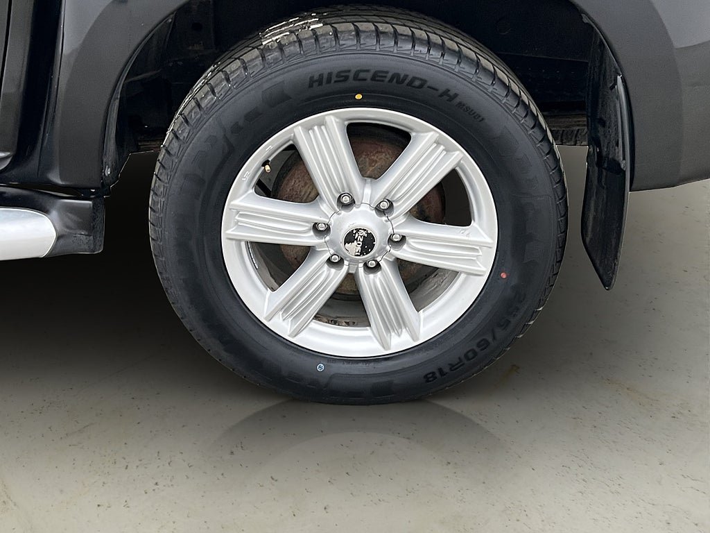 Vehicle Image 30