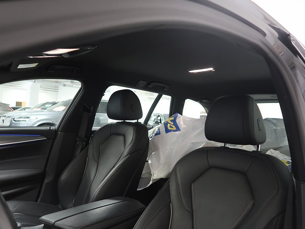 Vehicle Image 23