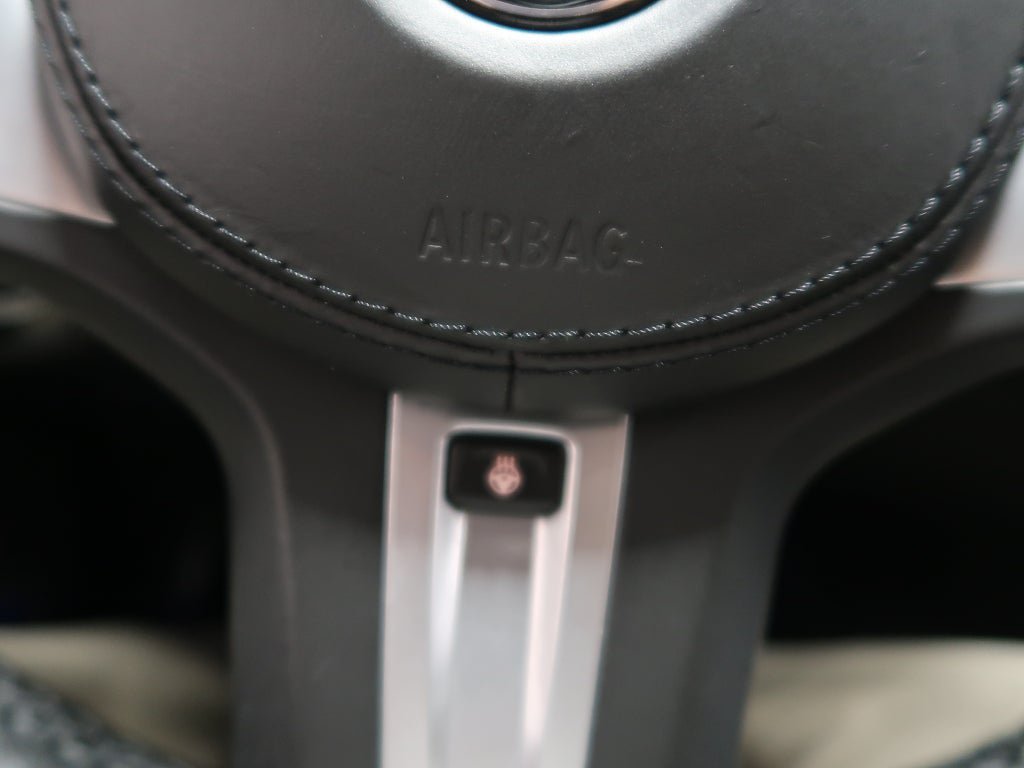 Vehicle Image 38