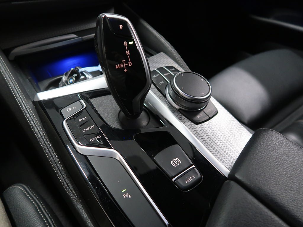 Vehicle Image 40
