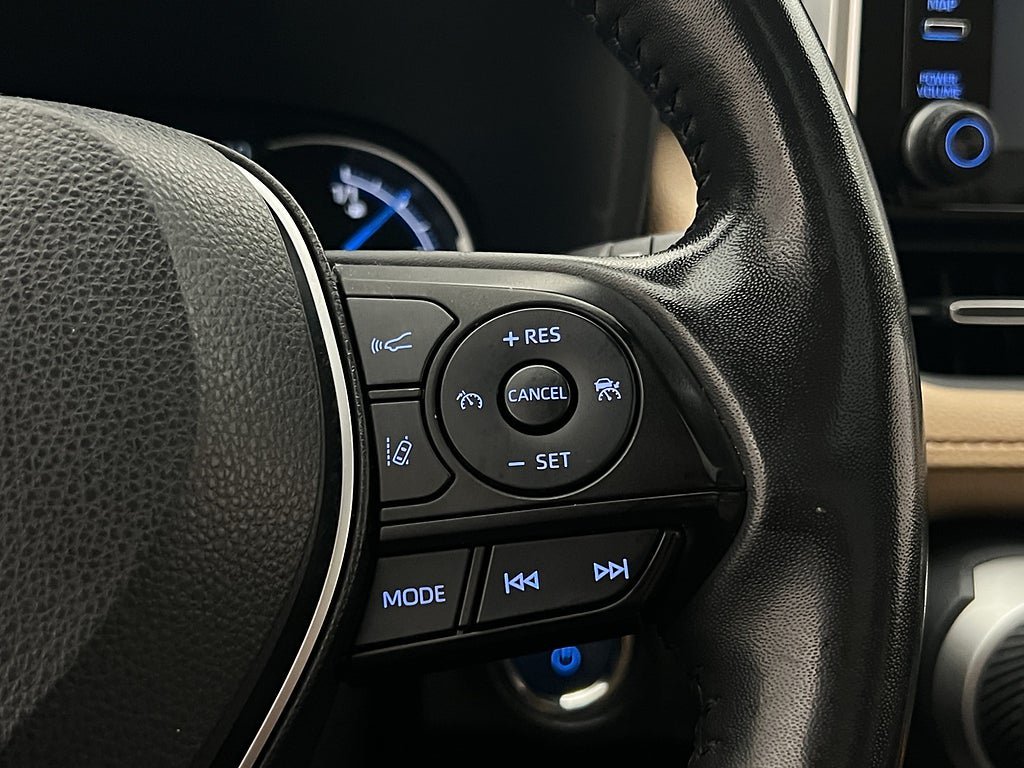 Vehicle Image 22