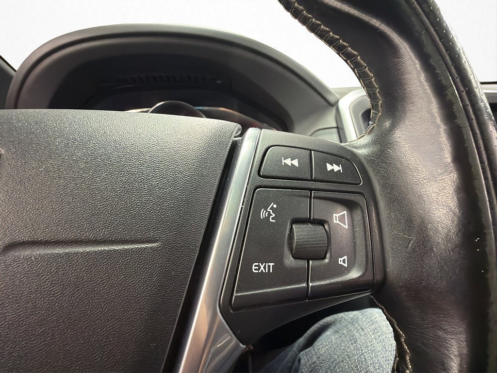 Vehicle Image 17