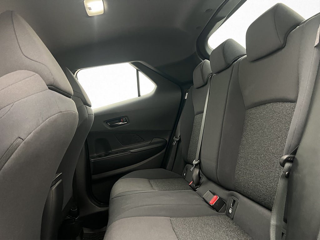 Vehicle Image 17