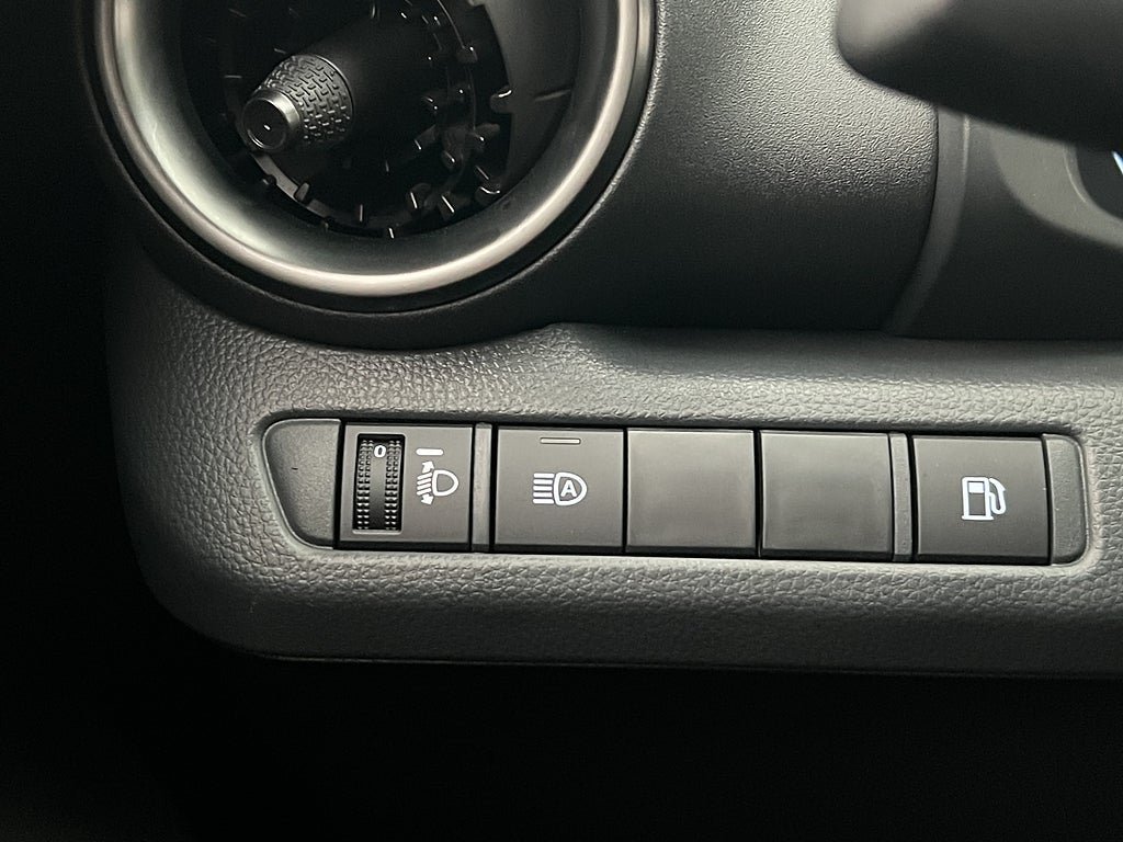 Vehicle Image 27