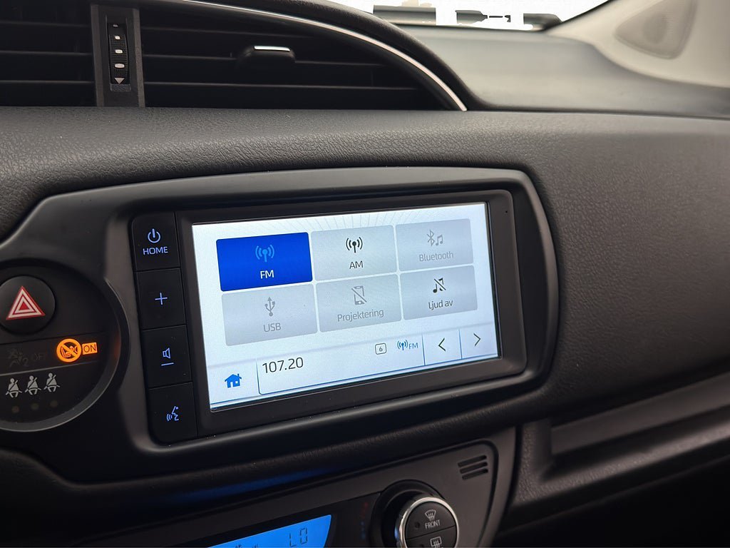 Vehicle Image 19