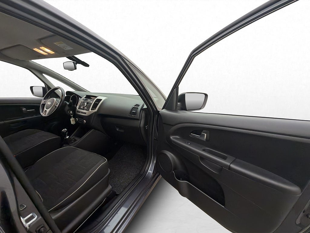 Vehicle Image 21