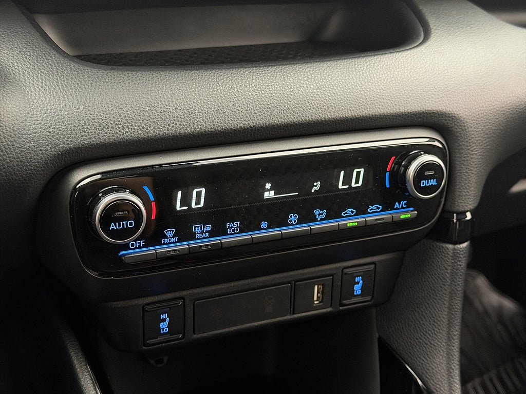 Vehicle Image 19