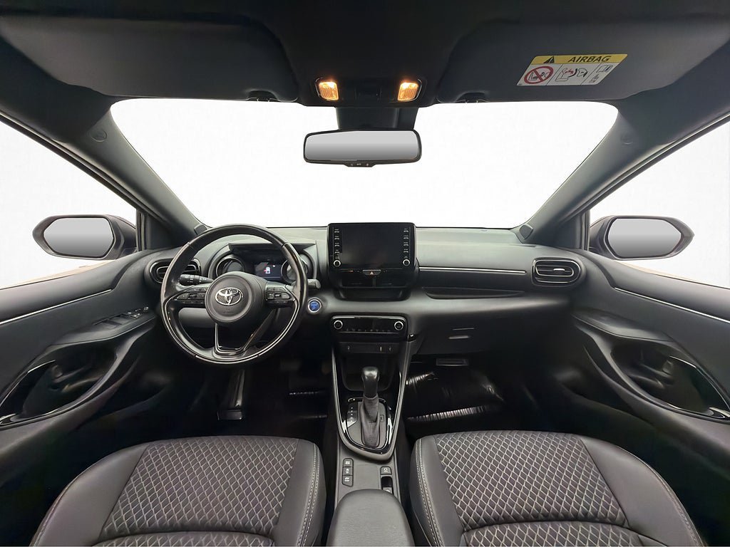 Vehicle Image 21