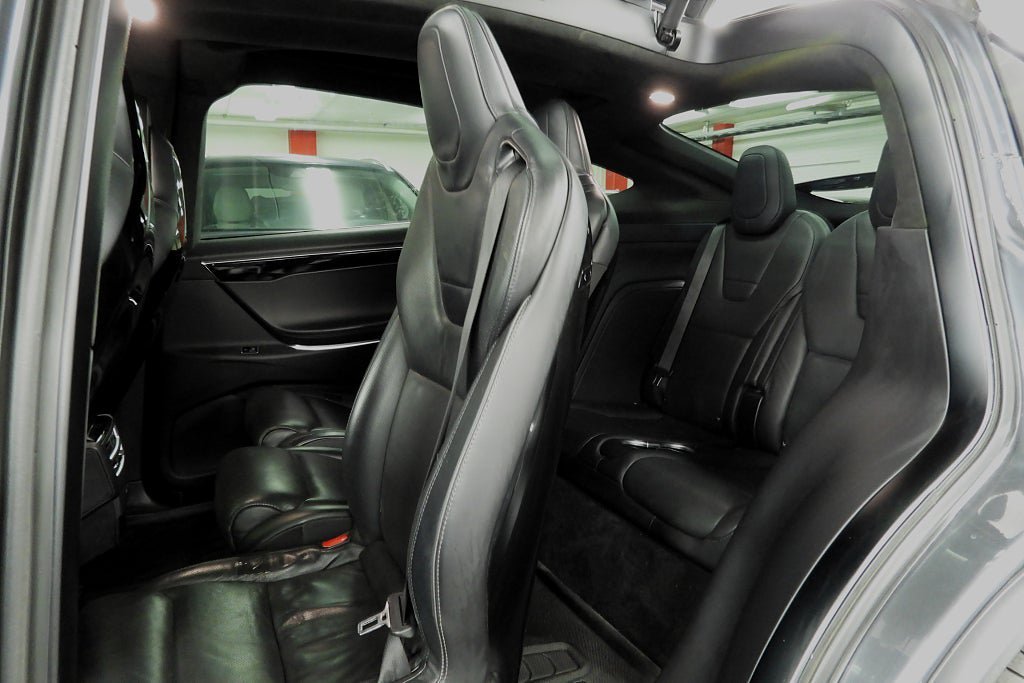 Vehicle Image 22