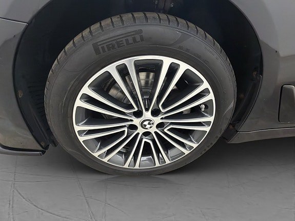 Vehicle Image 37