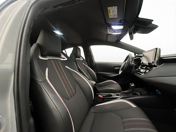 Vehicle Image 16