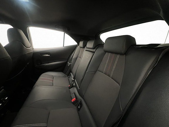 Vehicle Image 18