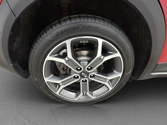Vehicle Image 33