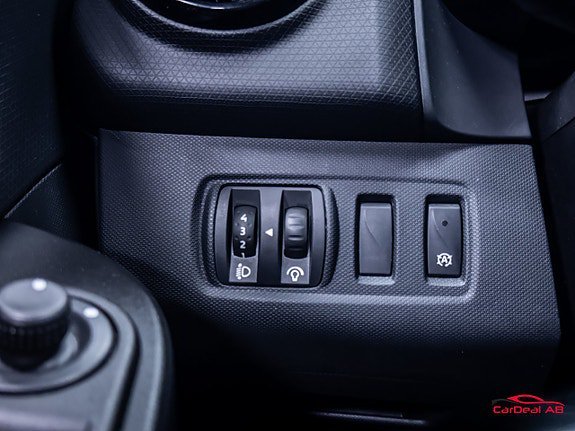 Vehicle Image 24