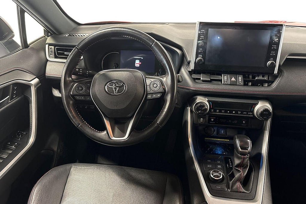Vehicle Image 11