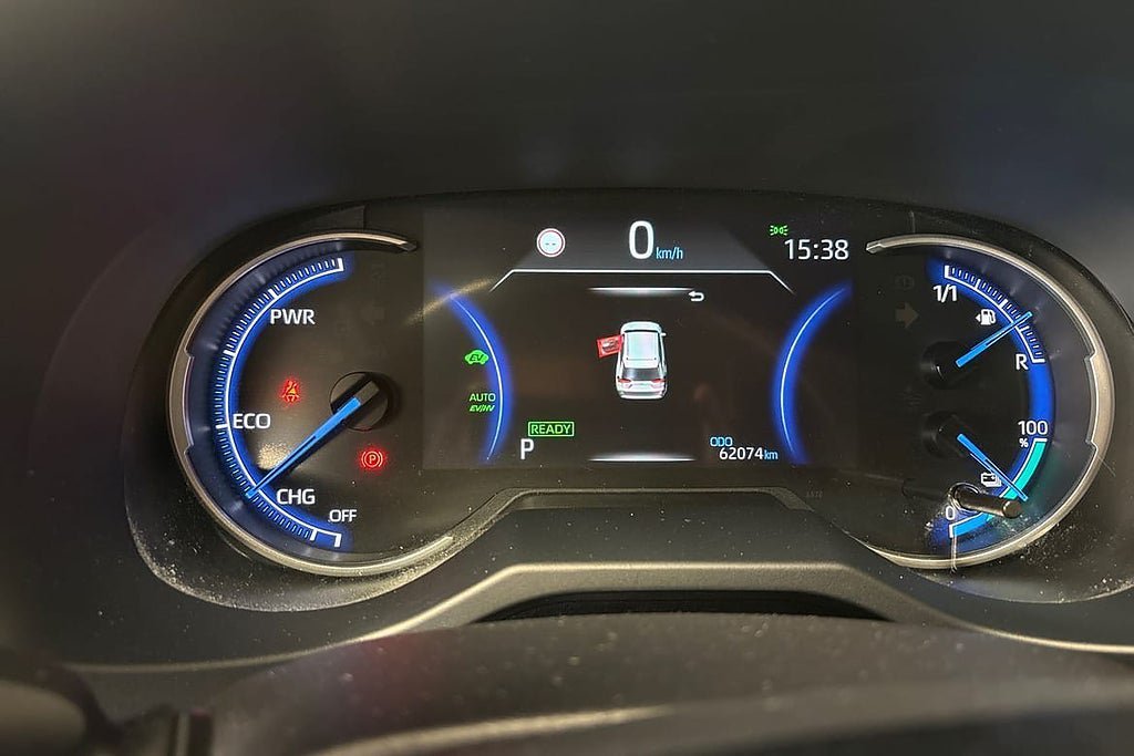 Vehicle Image 16