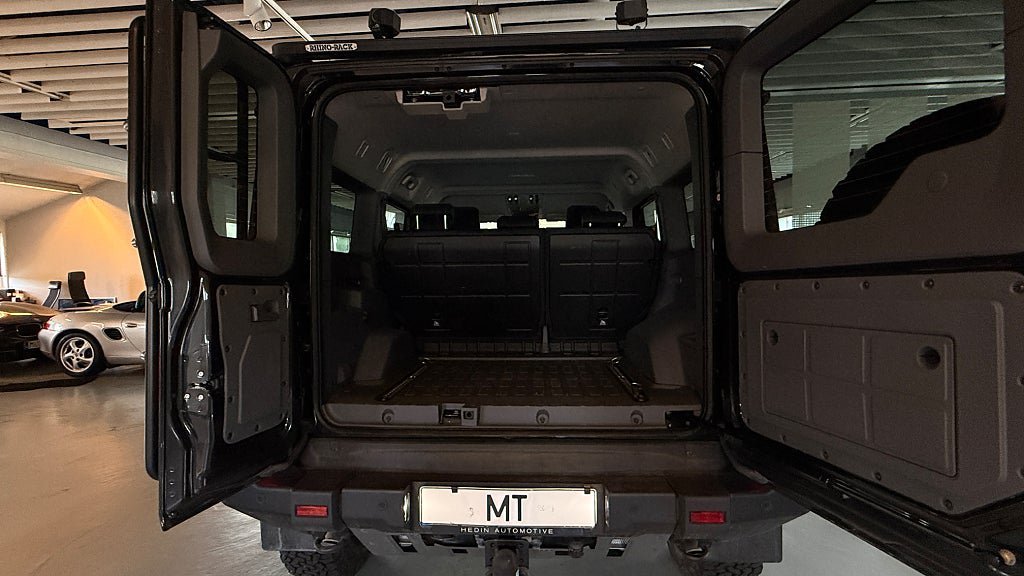 Vehicle Image 15