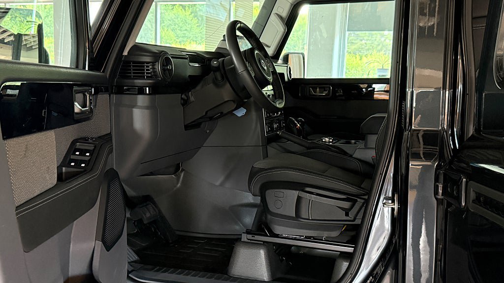 Vehicle Image 19