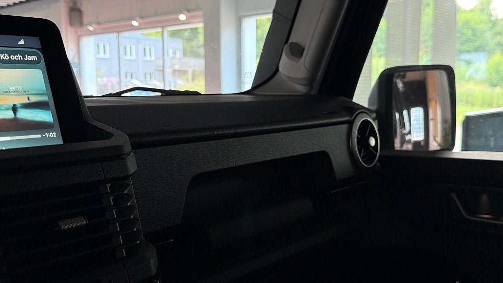 Vehicle Image 30