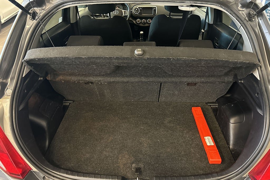 Vehicle Image 22