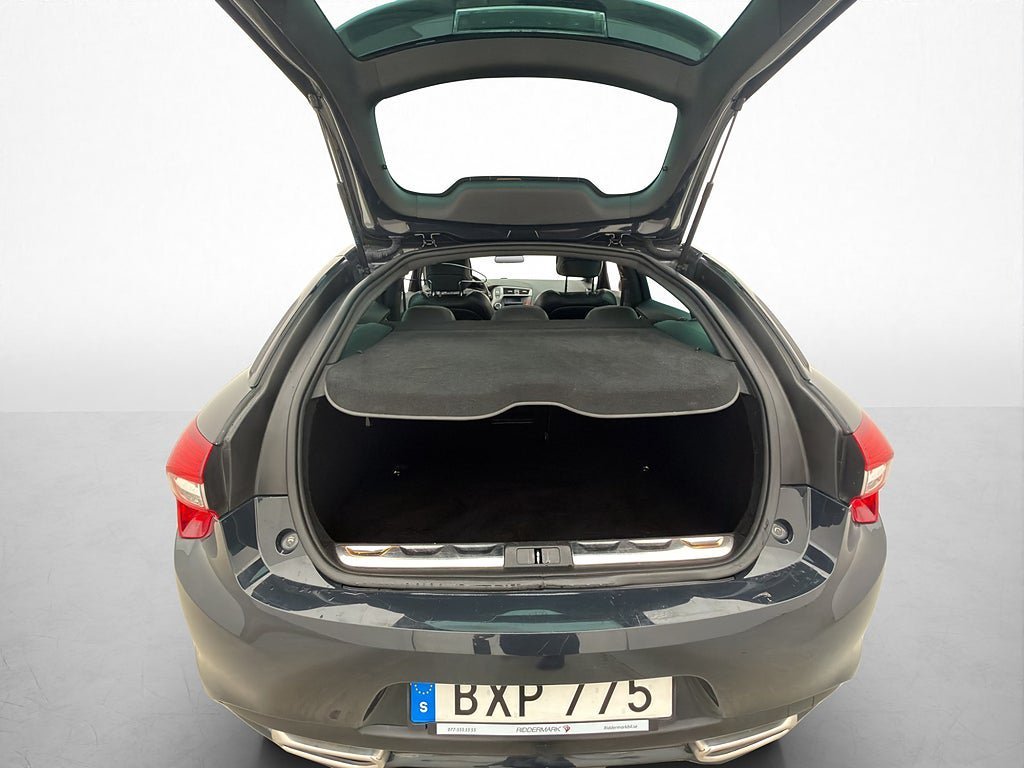 Vehicle Image 23