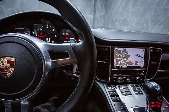 Vehicle Image 23
